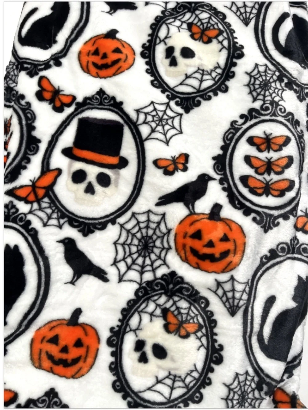 Olivia & Co Halloween Plush Throw 60x70 Skull Black Cat Pumpkin Gothic Blanket